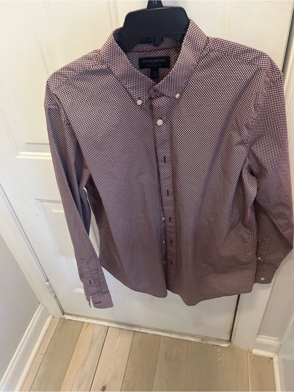 NWOT BANANA REPUBLIC button down dress shirt.
